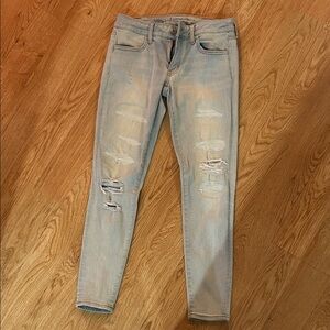 American Eagle Distressed Skinny Jean